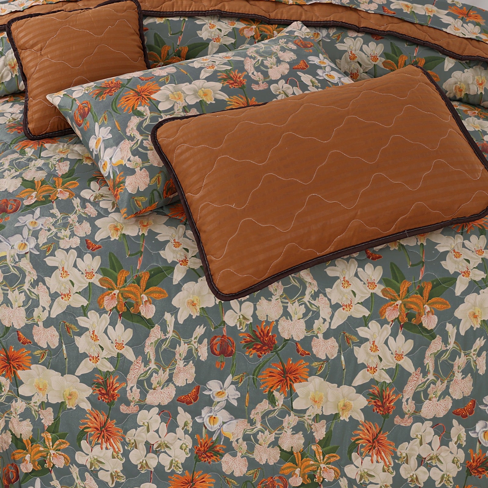 Rich Floral - 7Pcs